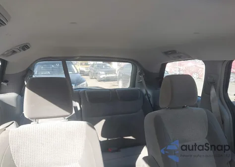 2010 Toyota Sienna Le z USA, uszkodzony, nr VIN 5TDJK4CC7AS030817